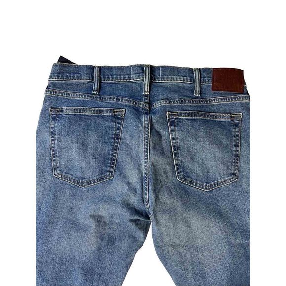 Abercrombie & Finch  Slim Jeans 36 x 34 - Picture 3 of 5